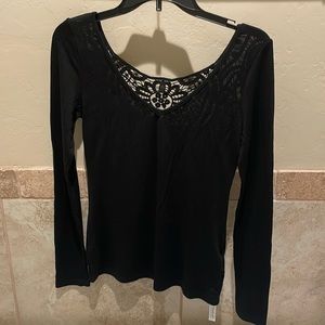 Long sleeve lace back shirt